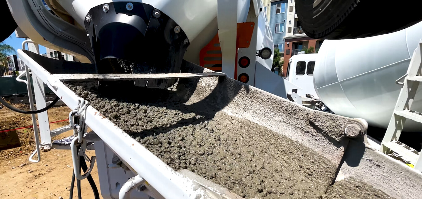 Professional concrete contractor pouring concrete in Delano, CA